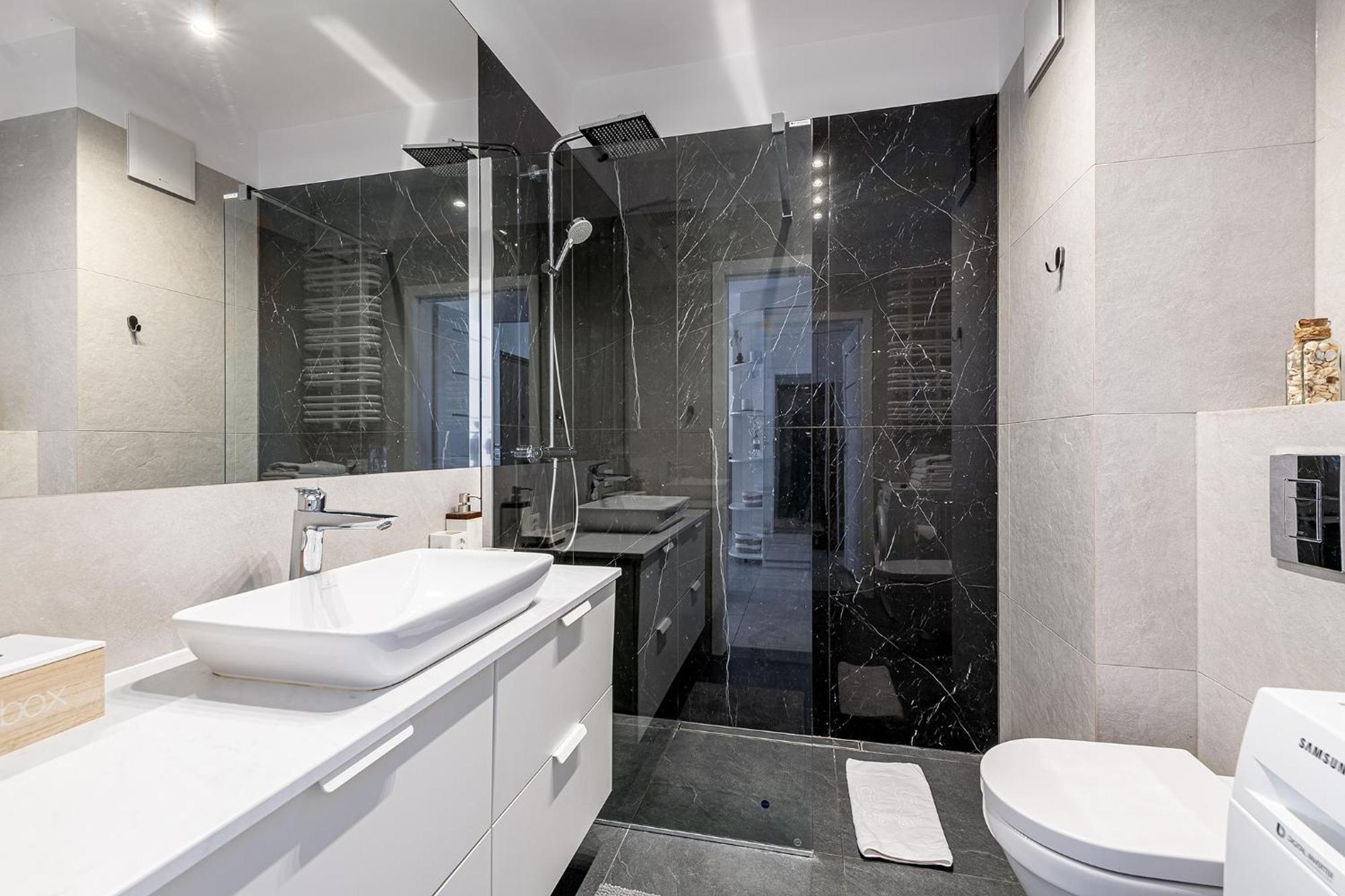 Rentplanet - Apartament Sierakowskiego วอร์ซอ ภายนอก รูปภาพ